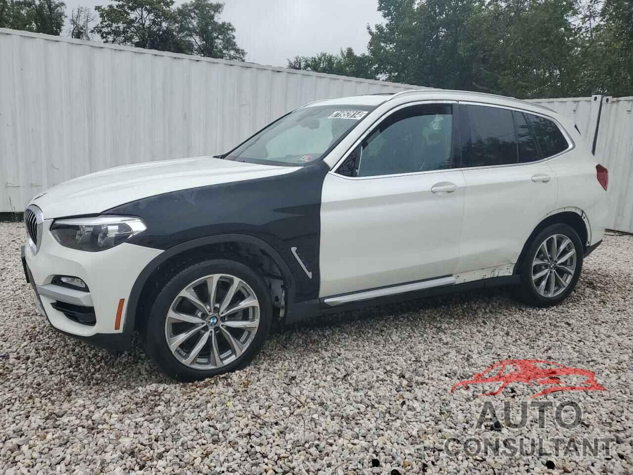 BMW X3 2018 - 5UXTR9C50JLD67402