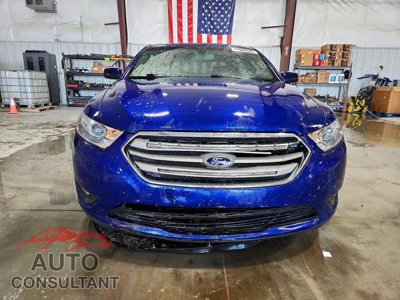 FORD TAURUS 2013 - 1FAHP2E82DG142572