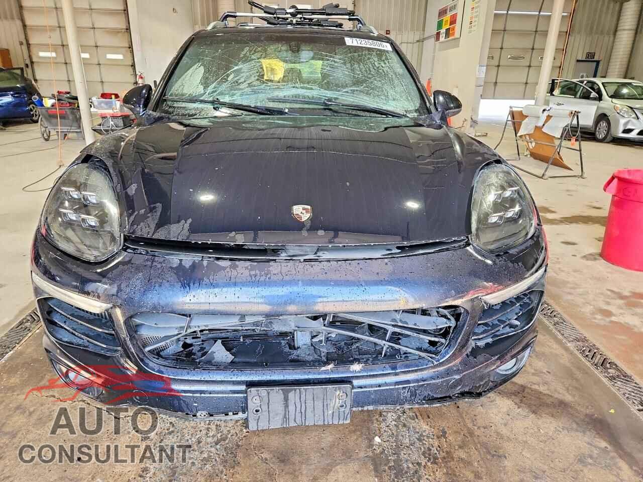 PORSCHE CAYENNE 2015 - WP1AB2A21FLA60644