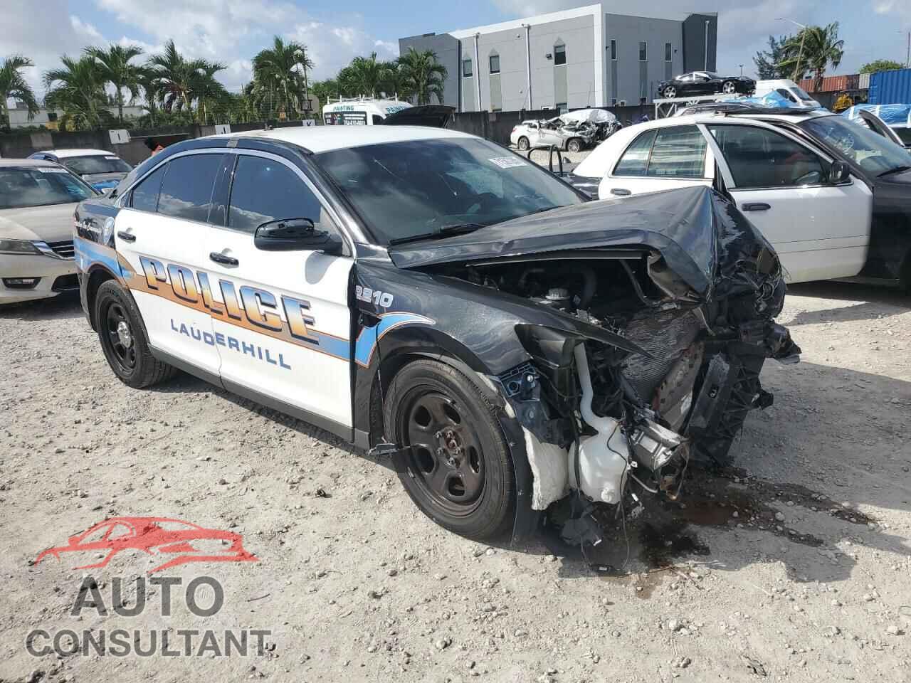 FORD TAURUS 2018 - 1FAHP2MK5JG103287