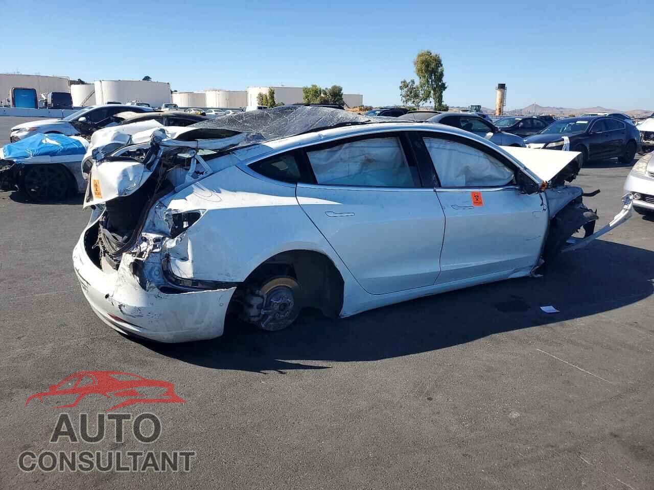 TESLA MODEL 3 2019 - 5YJ3E1EA3KF330998