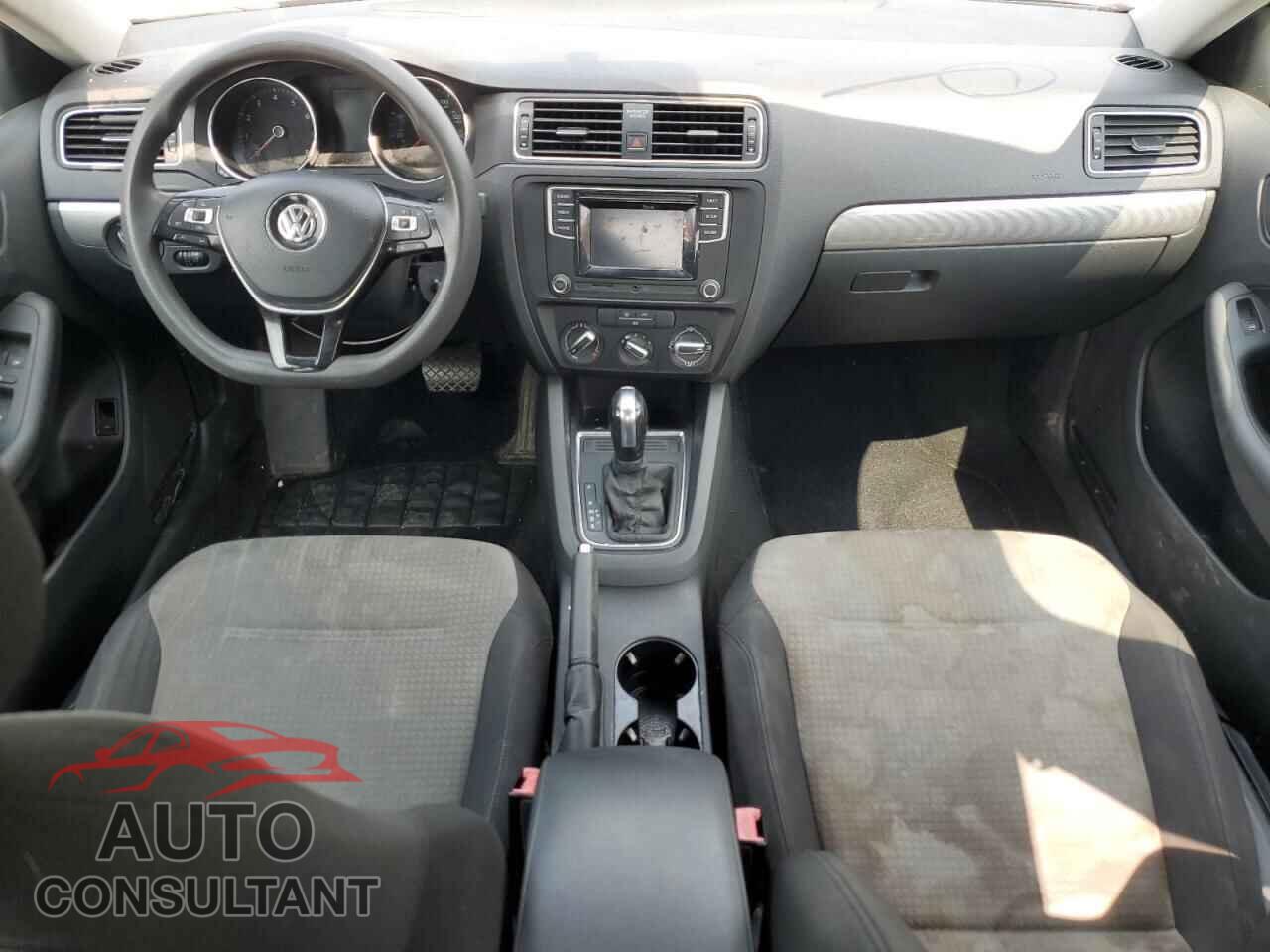 VOLKSWAGEN JETTA 2017 - 3VW2B7AJ1HM340752