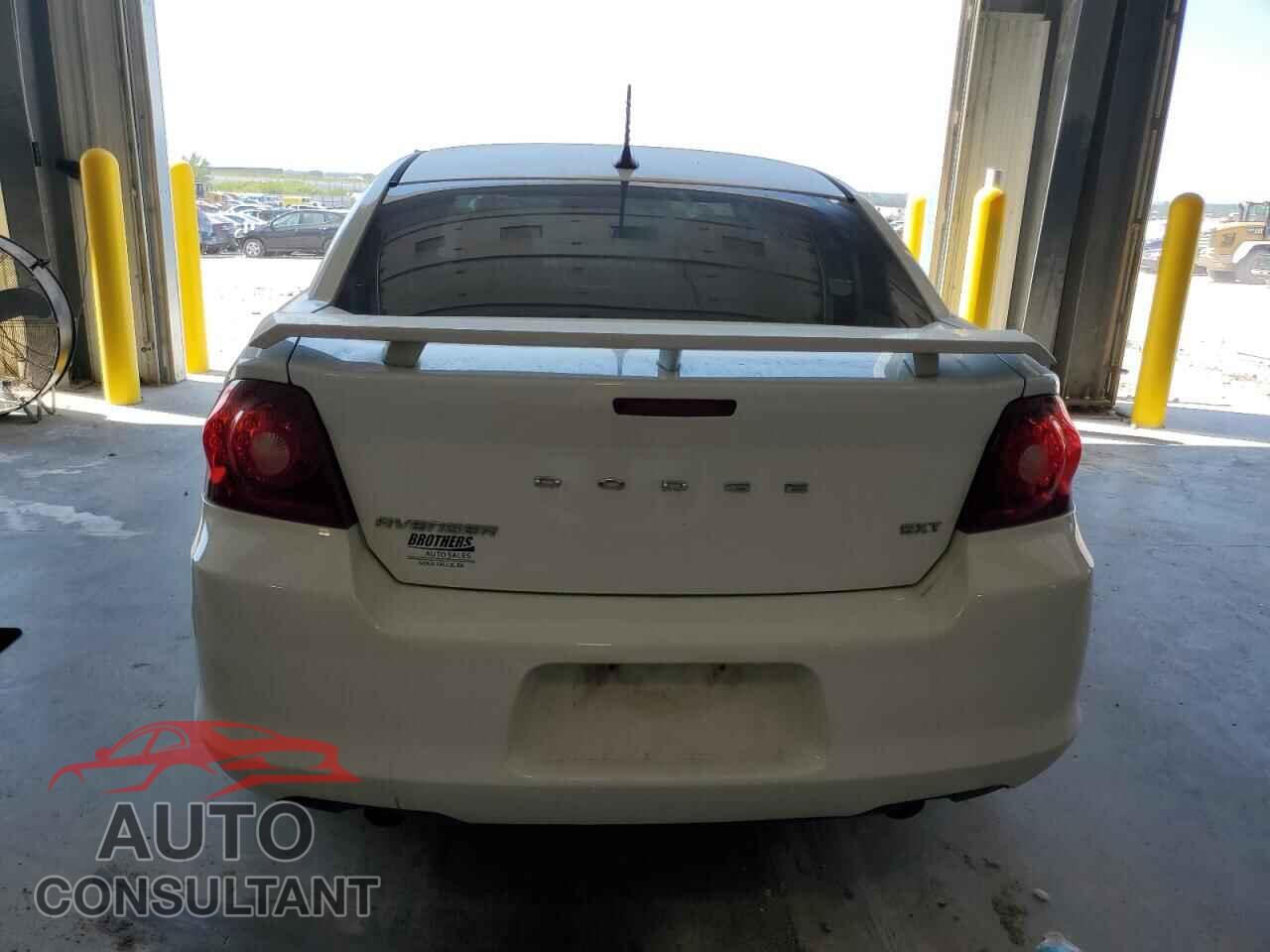 DODGE AVENGER 2013 - 1C3CDZCG3DN720954