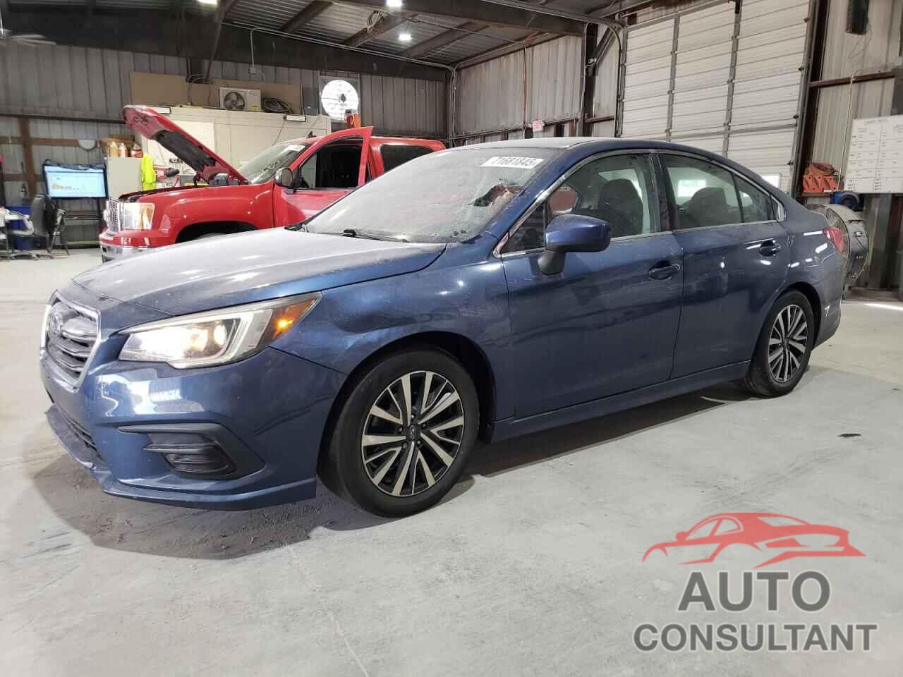 SUBARU LEGACY 2019 - 4S3BNAF61K3030217