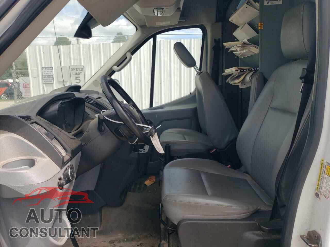 FORD TRANSIT 2017 - 1FTYR2CV5HKA71108