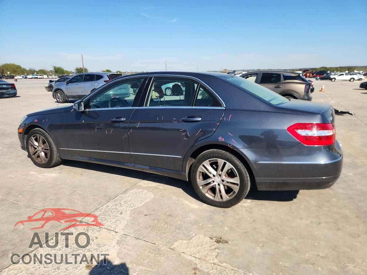 MERCEDES-BENZ E-CLASS 2010 - WDDHF5GB2AA084071