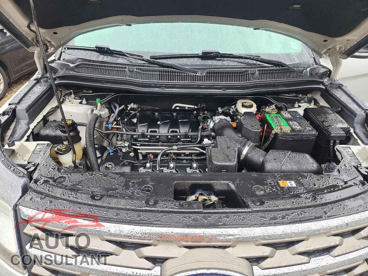 FORD EXPLORER 2018 - 1FM5K8D85JGA51013