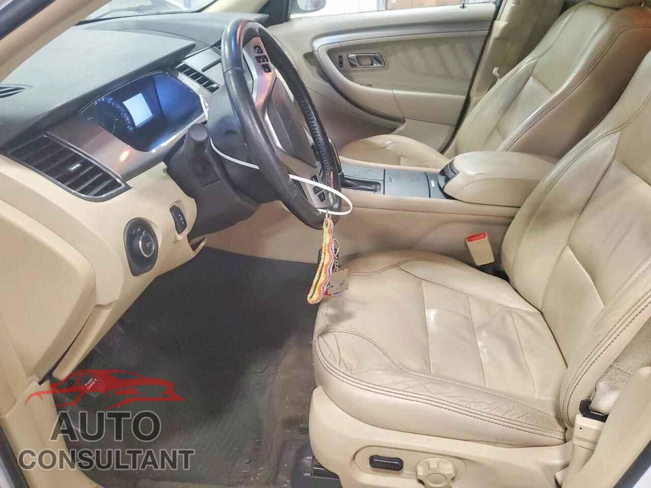 FORD TAURUS 2013 - 1FAHP2E82DG166872