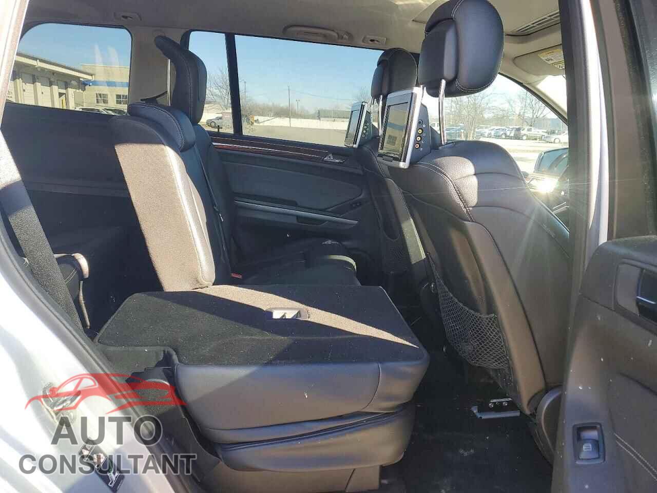 MERCEDES-BENZ GL-CLASS 2011 - 4JGBF7BE9BA689229