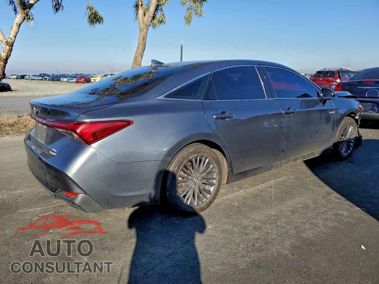 TOYOTA AVALON 2020 - 4T1J21FB5LU017950