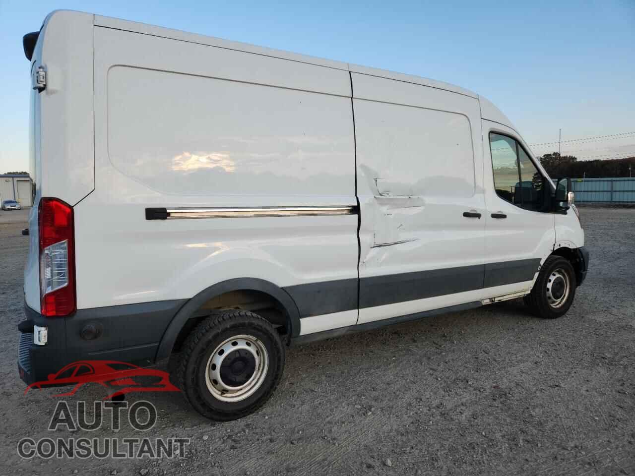 FORD TRANSIT 2020 - 1FTBR1CG0LKB15767