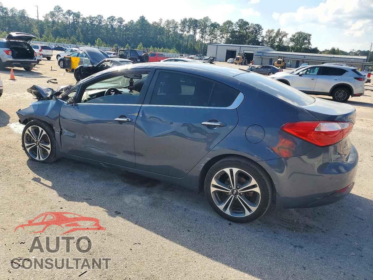 KIA FORTE 2016 - KNAFX4A80G5553002