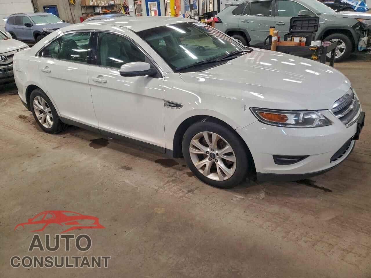 FORD TAURUS 2011 - 1FAHP2EW4BG129964