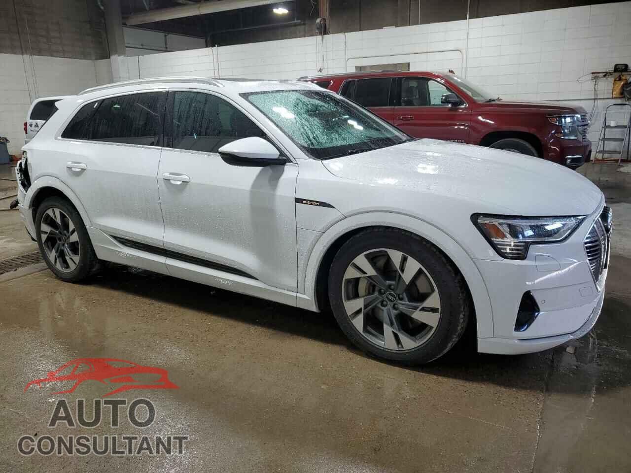 AUDI E-TRON 2021 - WA1AABGE5MB005200
