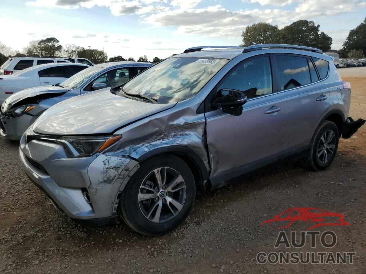 TOYOTA RAV4 2018 - 2T3WFREV1JW424589