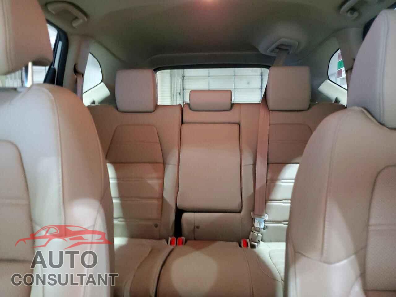 HONDA CRV 2017 - 2HKRW2H86HH656388