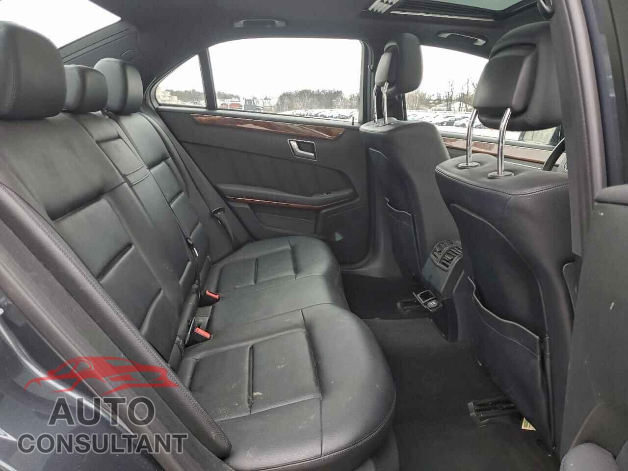 MERCEDES-BENZ E-CLASS 2012 - WDDHF8JB0CA534734
