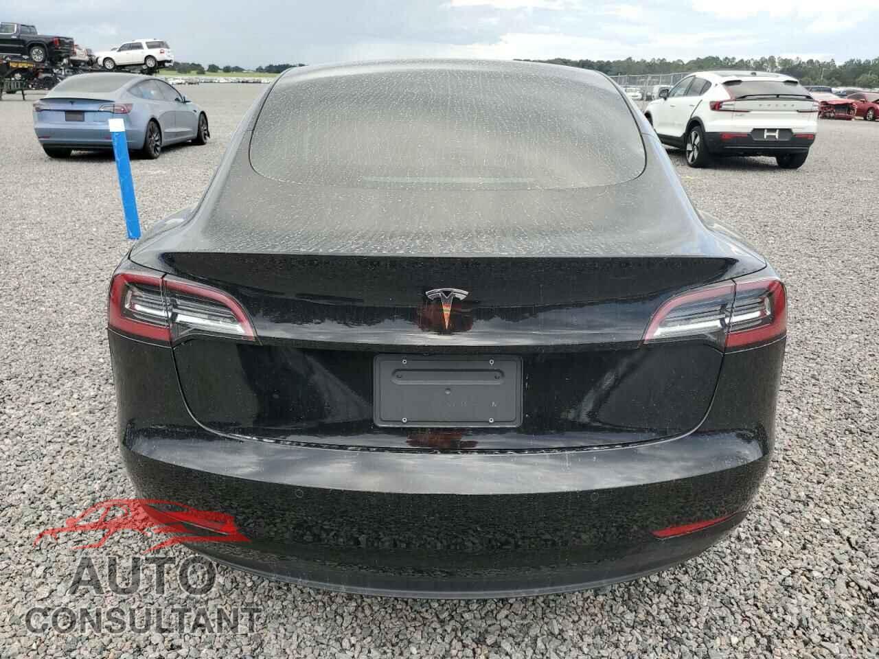 TESLA MODEL 3 2019 - 5YJ3E1EA2KF445219