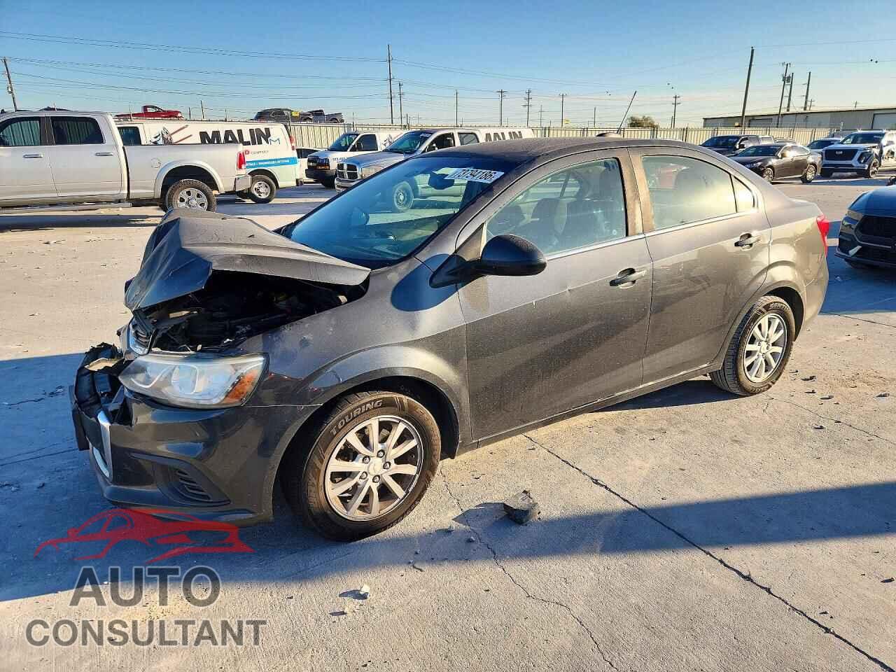 CHEVROLET SONIC 2017 - 1G1JD5SH3H4134099