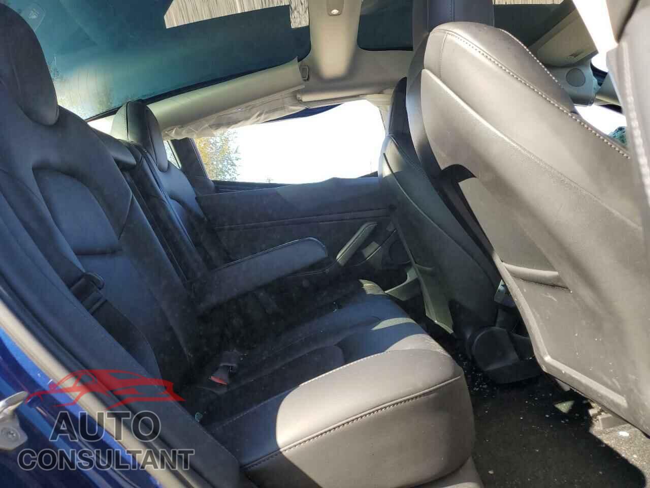 TESLA MODEL 3 2022 - 5YJ3E1EB8NF273601