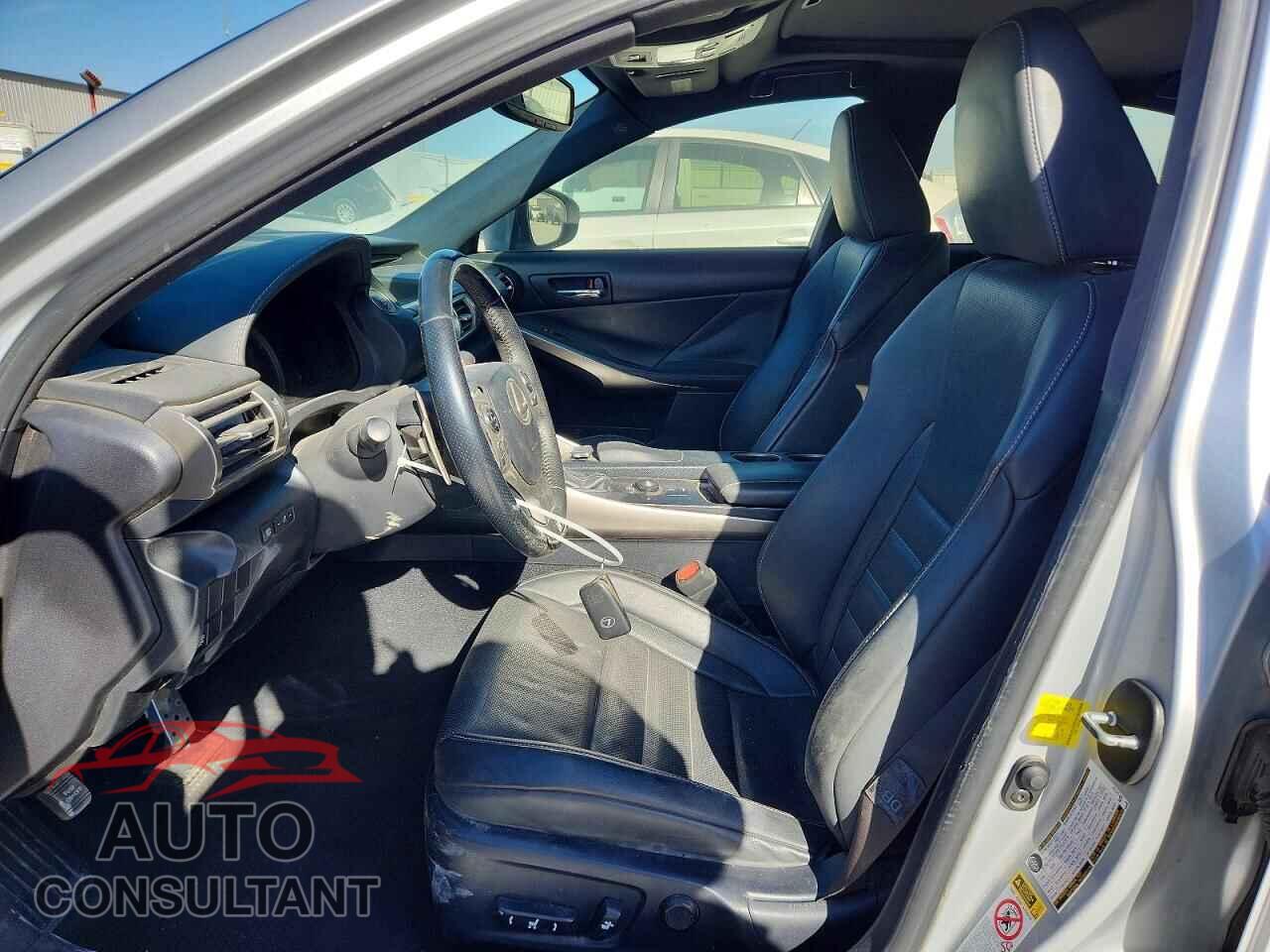 LEXUS IS 2015 - JTHBF1D29F5047188