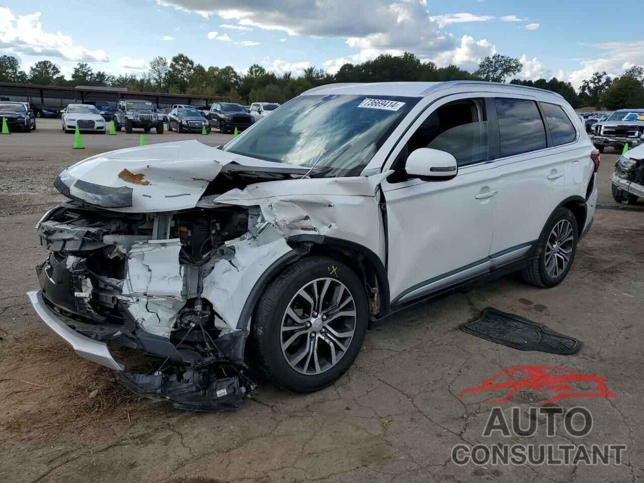 MITSUBISHI OUTLANDER 2018 - JA4AD3A35JZ008086