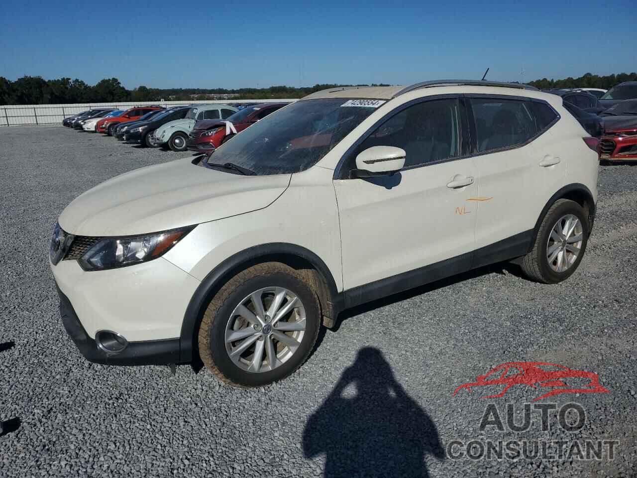 NISSAN ROGUE 2017 - JN1BJ1CR9HW127749