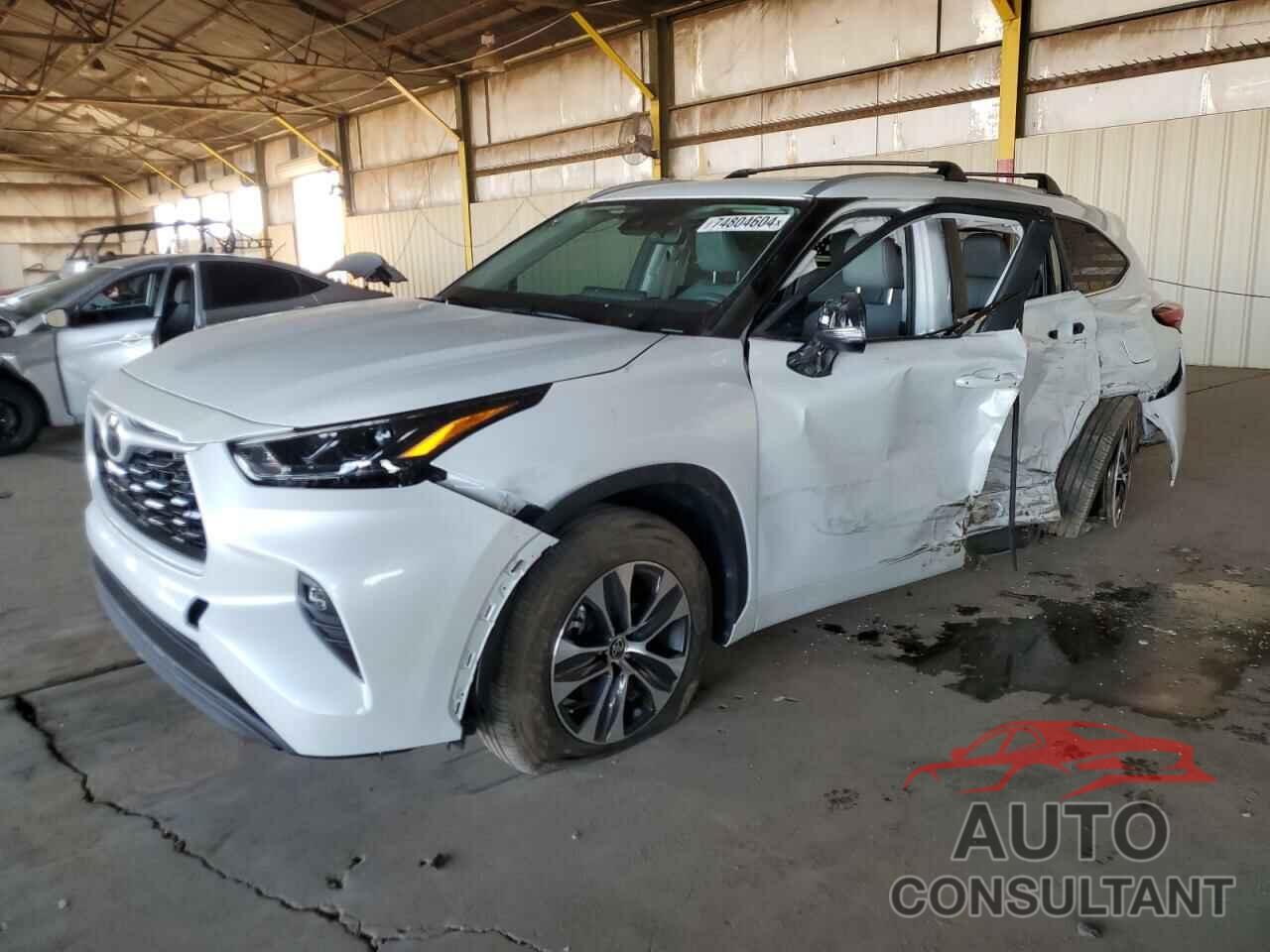 TOYOTA HIGHLANDER 2023 - 5TDKDRAHXPS042298