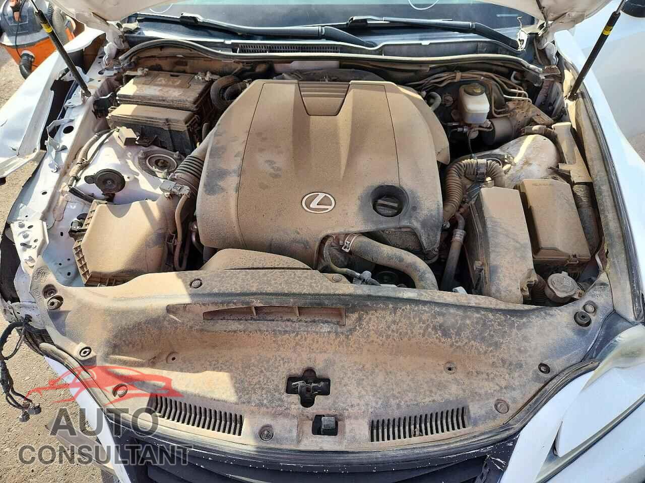 LEXUS IS 2014 - JTHBF1D2XE5028650