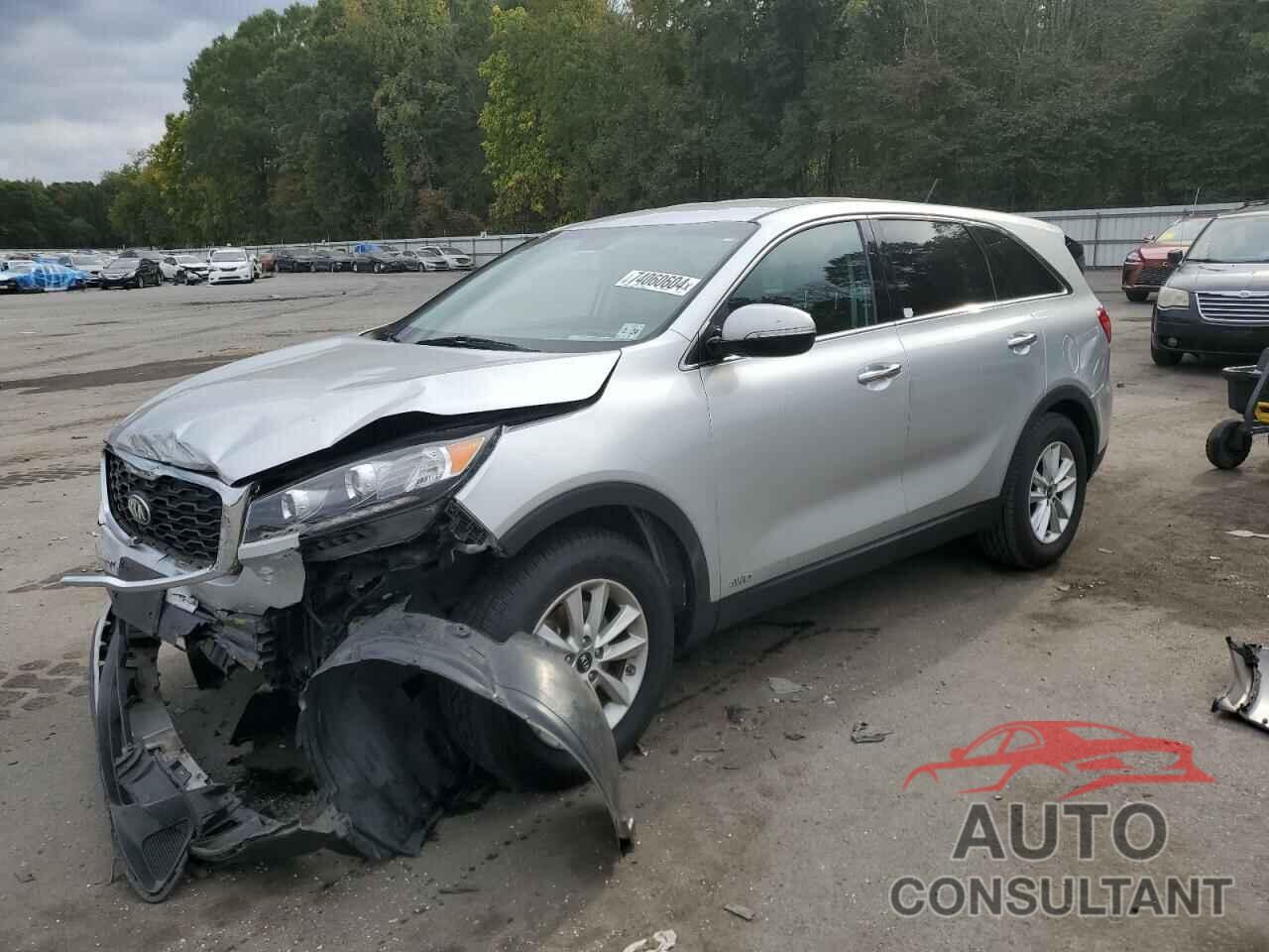 KIA SORENTO 2019 - 5XYPGDA37KG552666