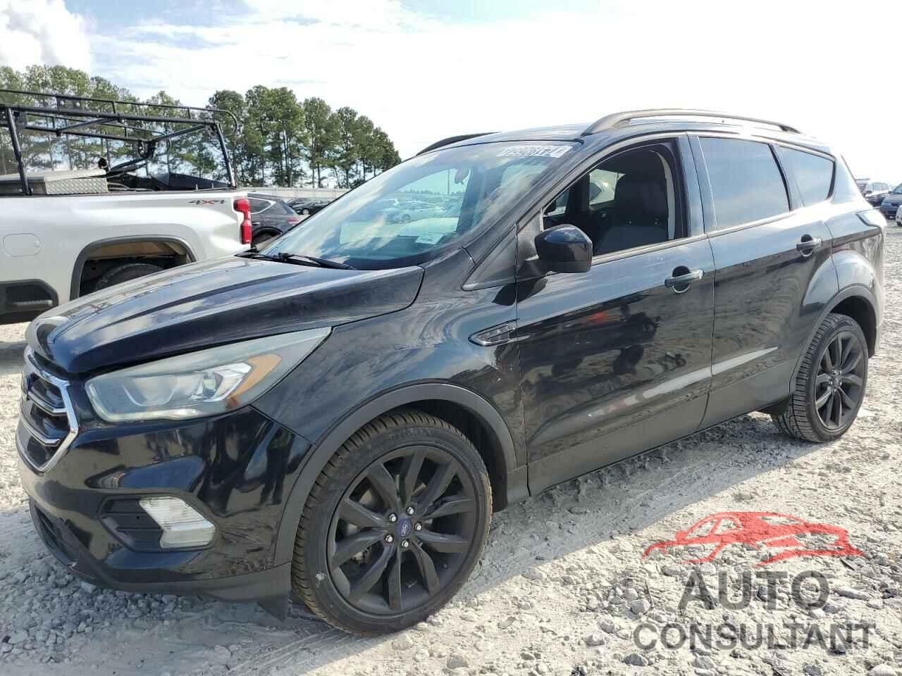 FORD ESCAPE 2017 - 1FMCU0GD6HUC71977