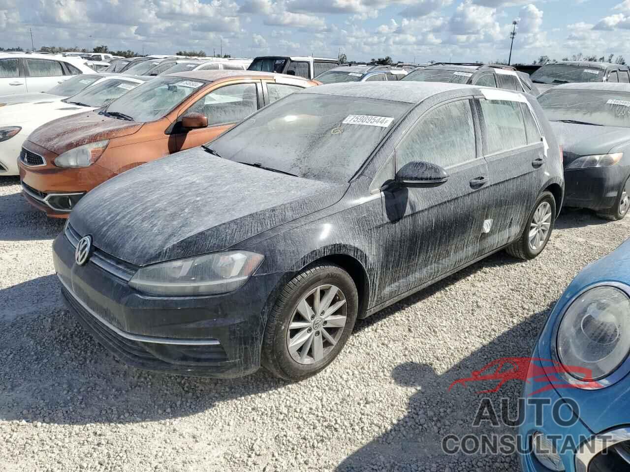 VOLKSWAGEN GOLF 2018 - 3VWG17AU9JM255022