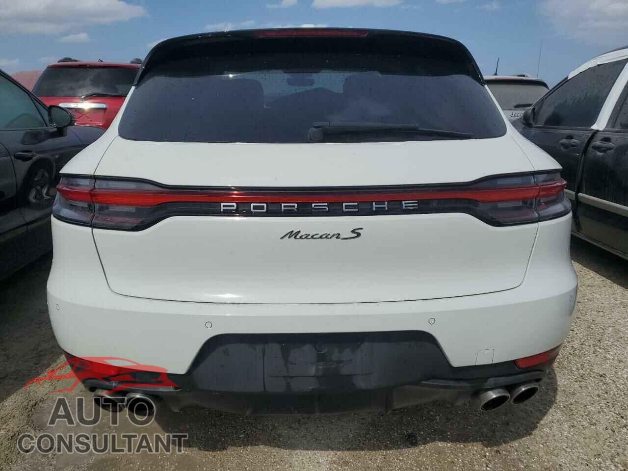 PORSCHE MACAN 2021 - WP1AB2A50MLB35115
