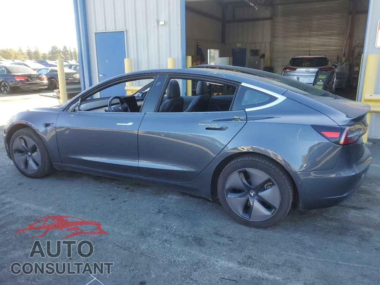 TESLA MODEL 3 2018 - 5YJ3E1EB9JF183271