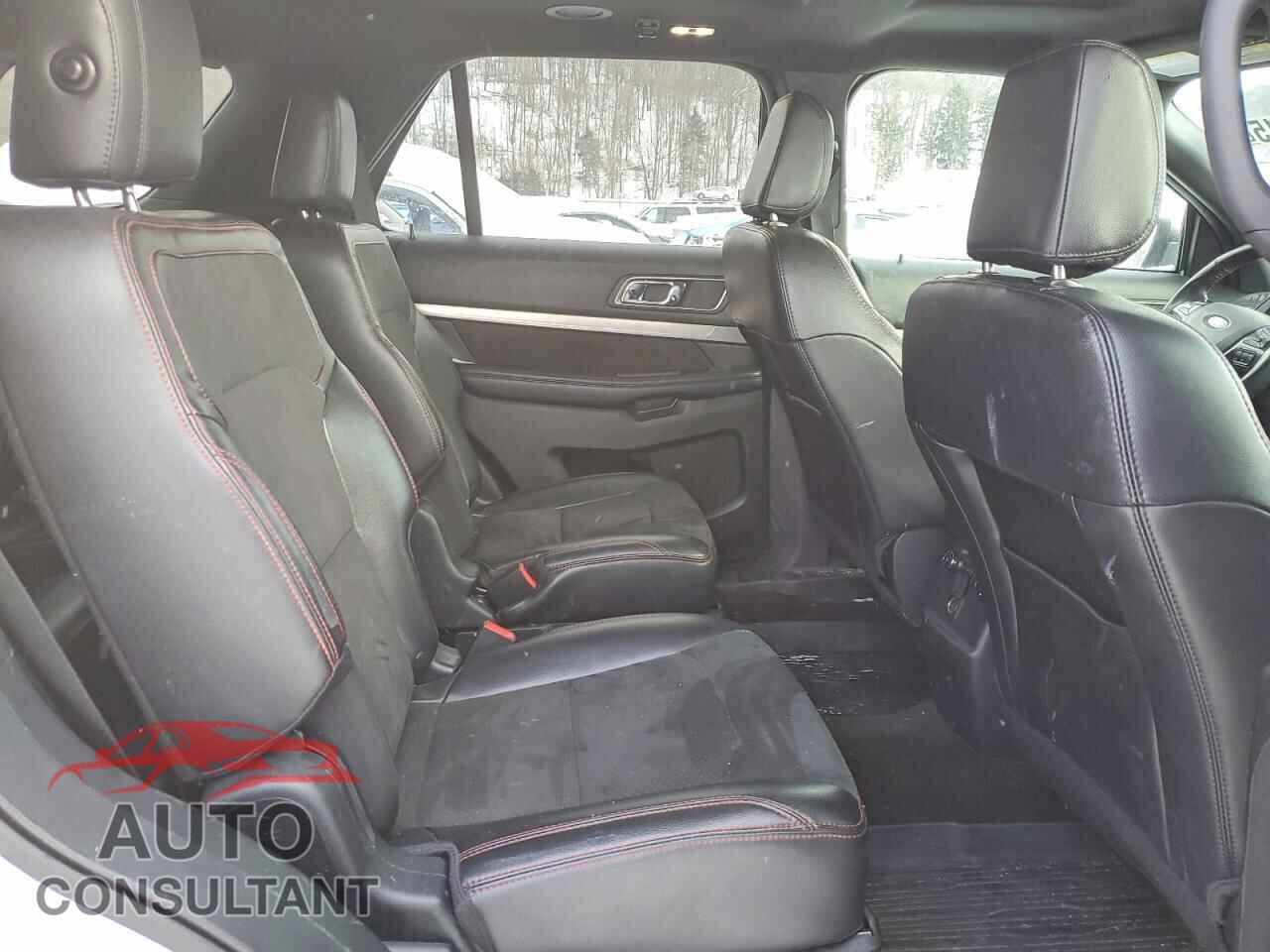 FORD EXPLORER 2018 - 1FM5K8D85JGB28608