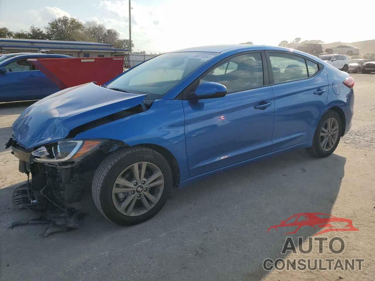 HYUNDAI ELANTRA 2018 - KMHD84LF4JU472158