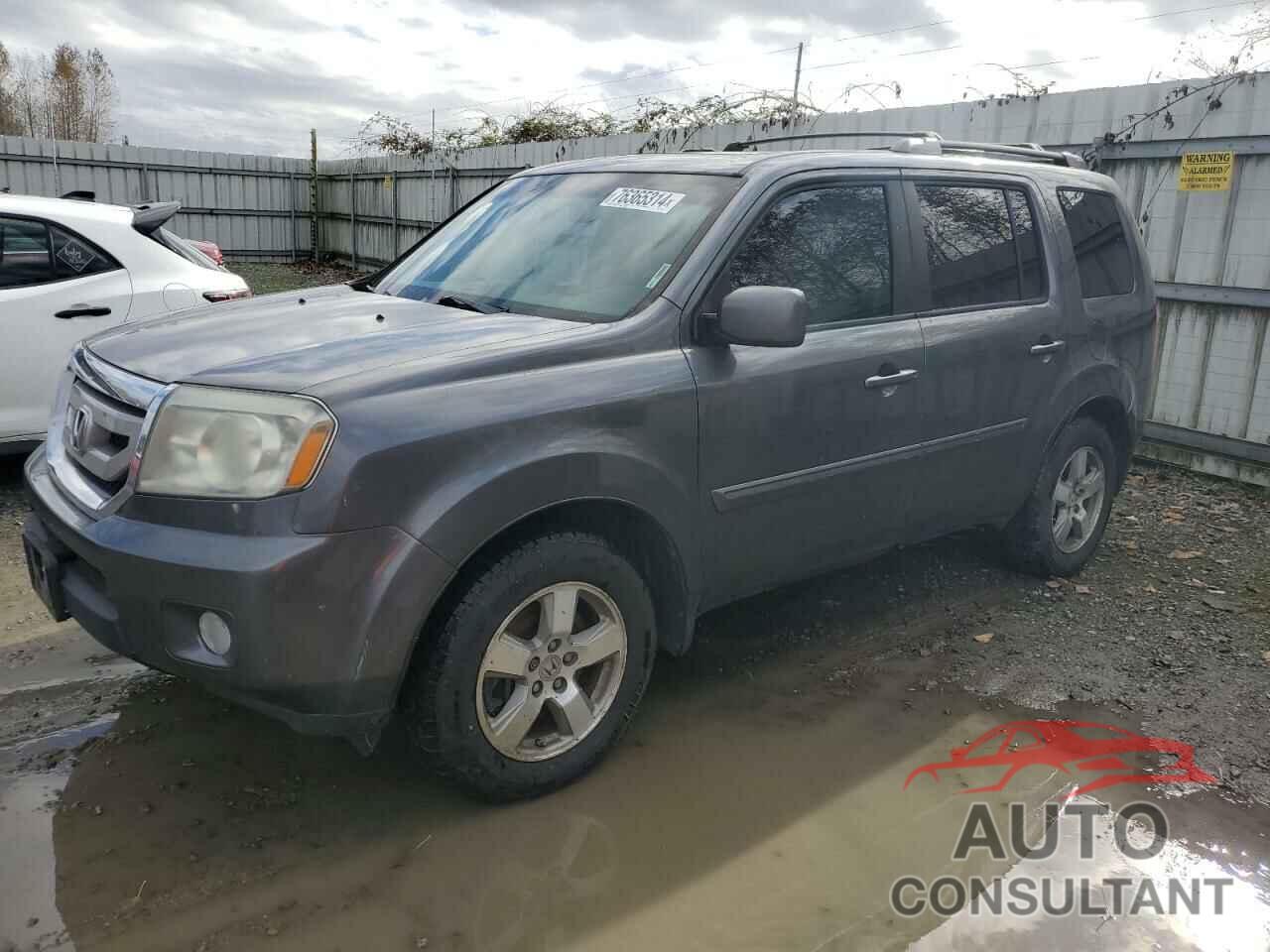 HONDA PILOT 2010 - 5FNYF4H62AB032095