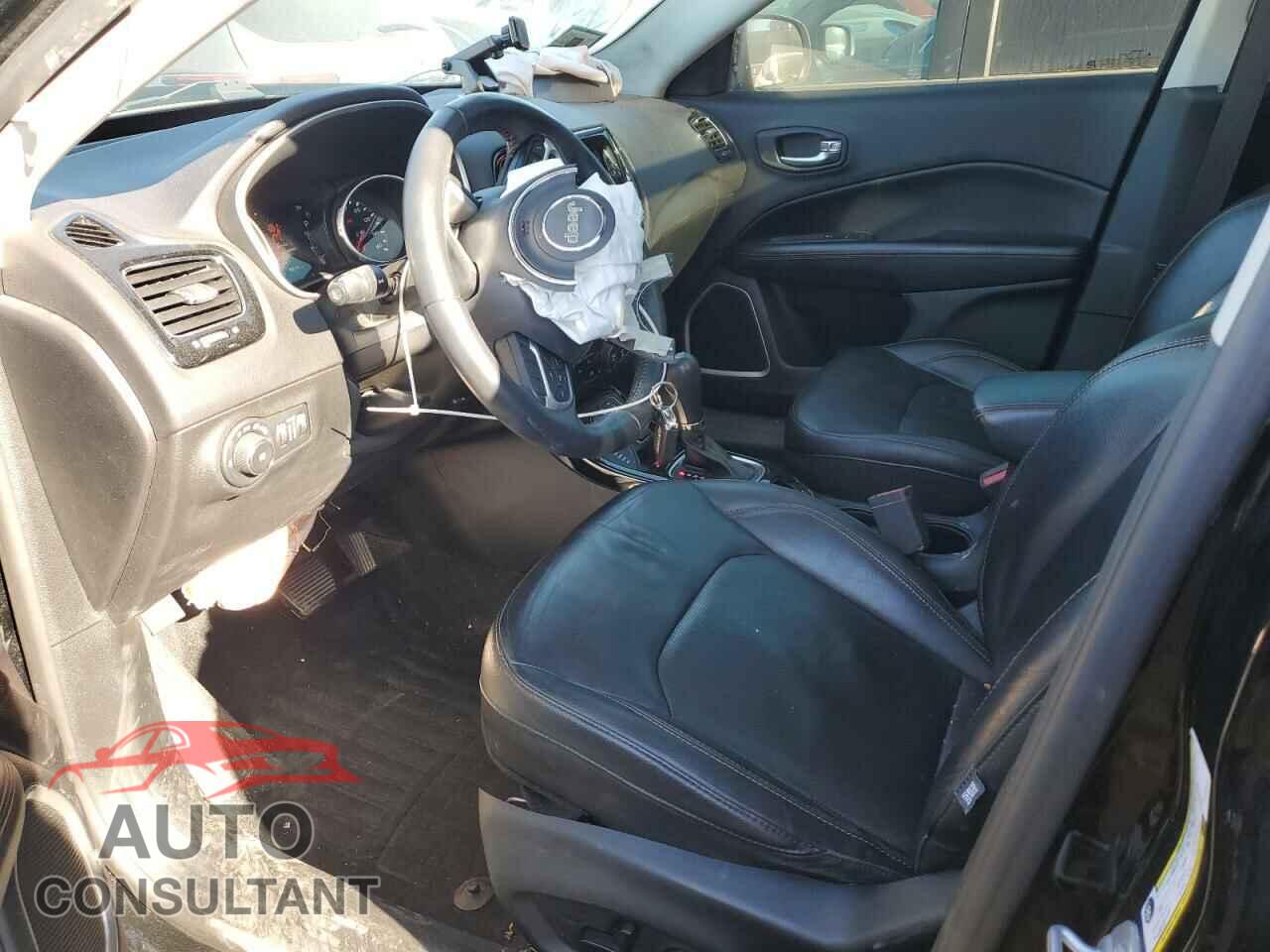 JEEP COMPASS 2018 - 3C4NJDCB2JT320545