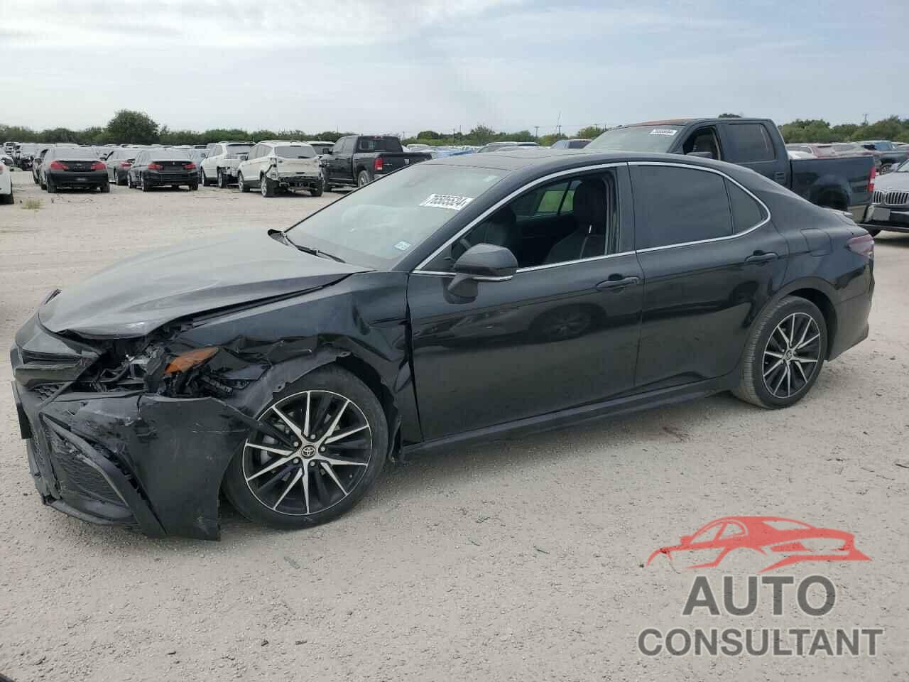 TOYOTA CAMRY 2022 - 4T1S31AK0NU586359