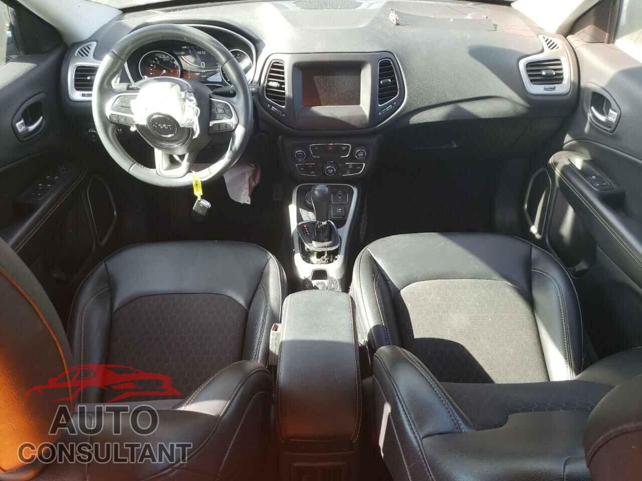 JEEP COMPASS 2018 - 3C4NJDBB6JT245933