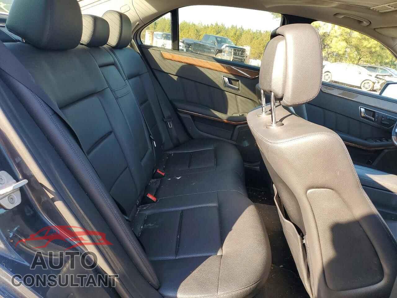 MERCEDES-BENZ E-CLASS 2012 - WDDHF5KB1CA609924