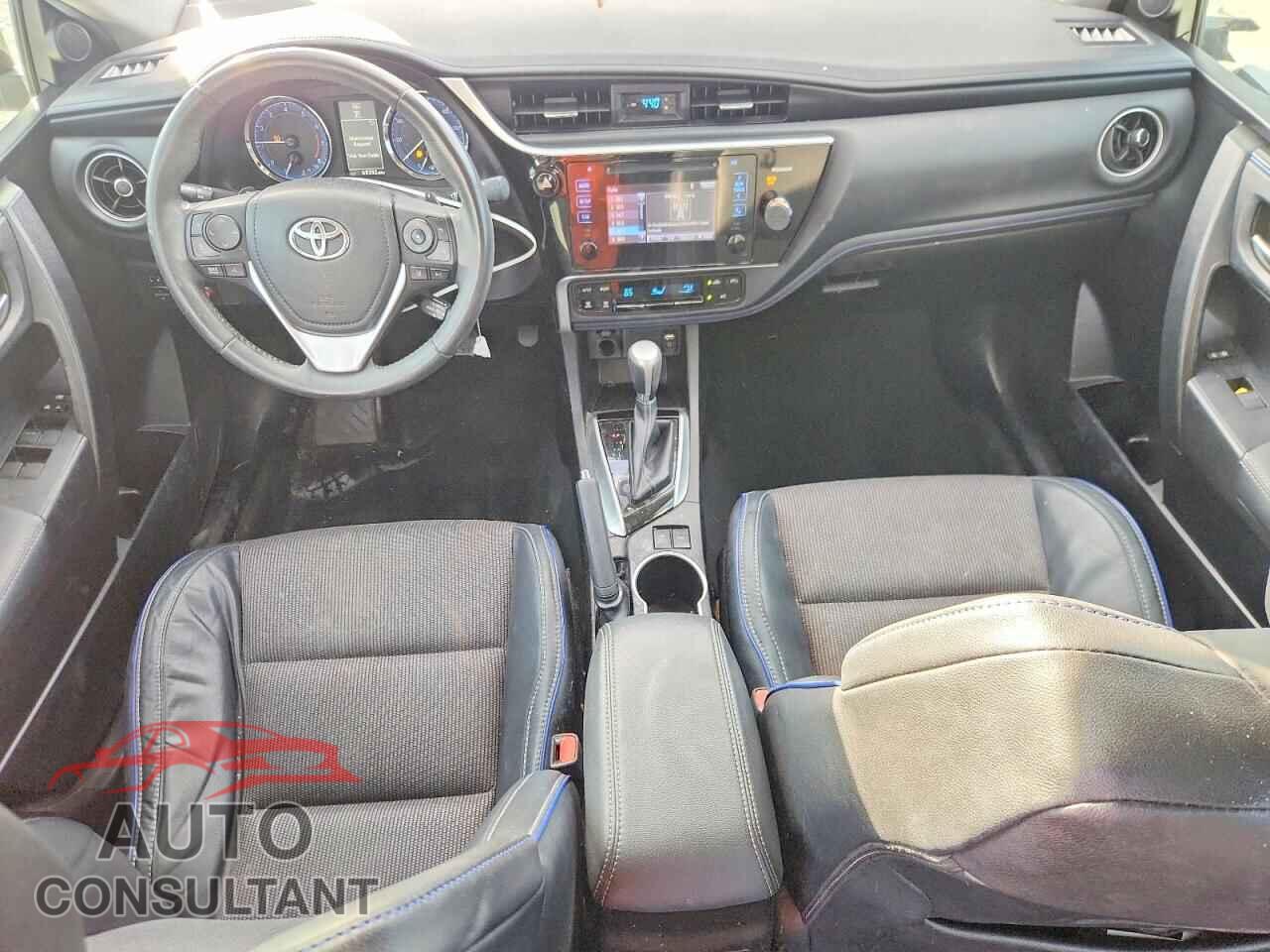 TOYOTA COROLLA 2017 - 5YFBURHE5HP683025