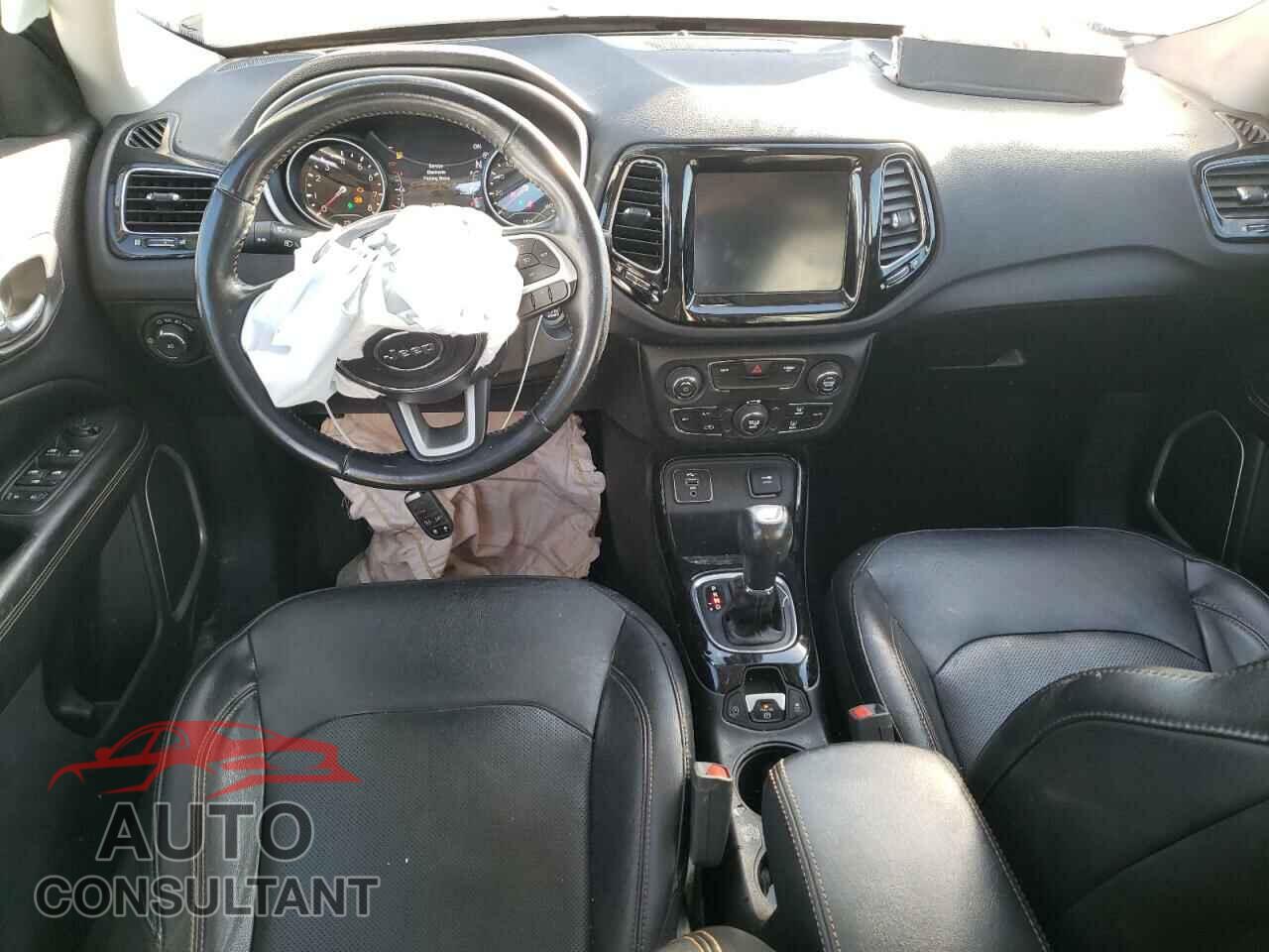 JEEP COMPASS 2020 - 3C4NJCCB4LT200713