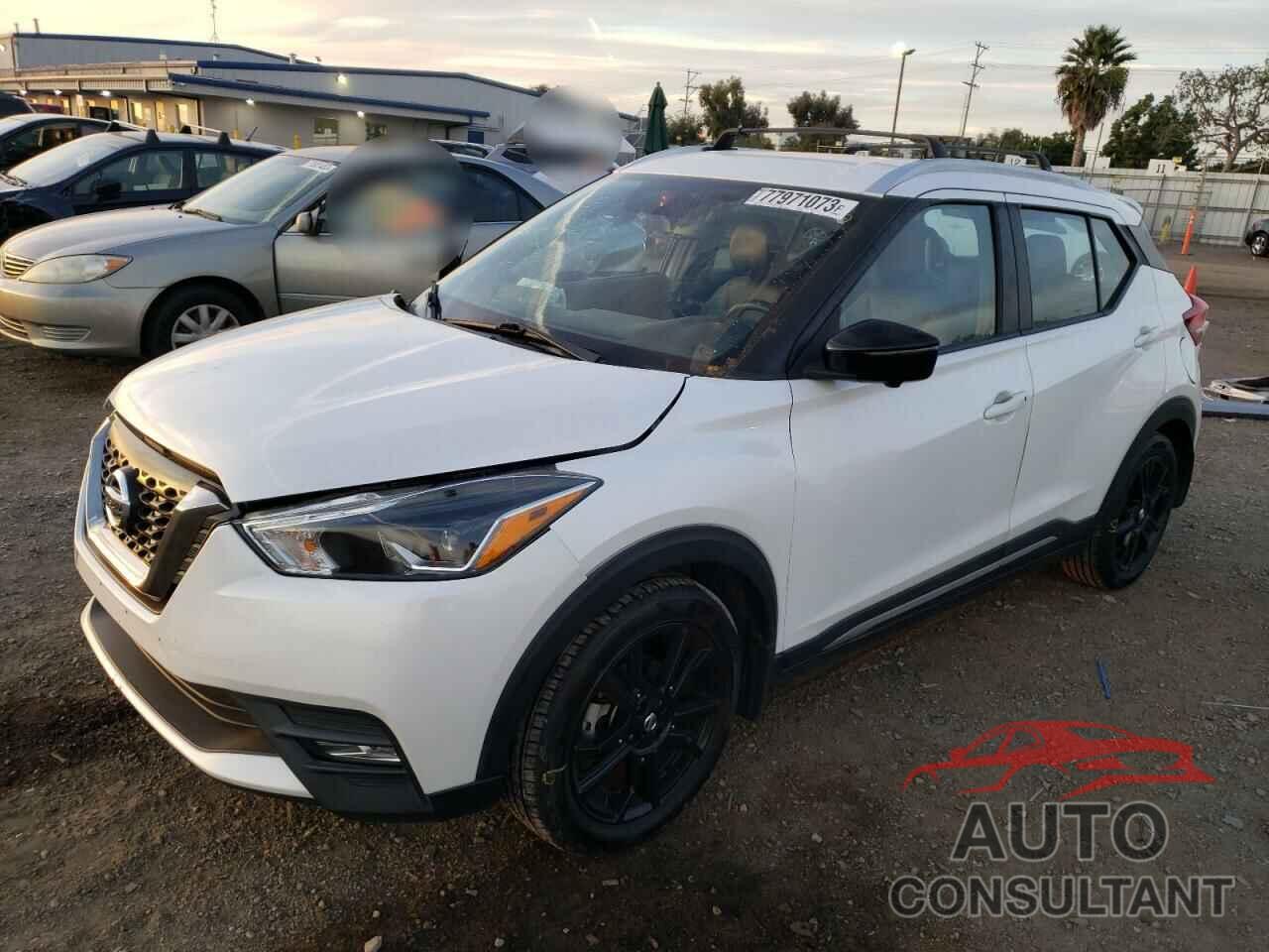 NISSAN KICKS 2019 - 3N1CP5CU2KL495881