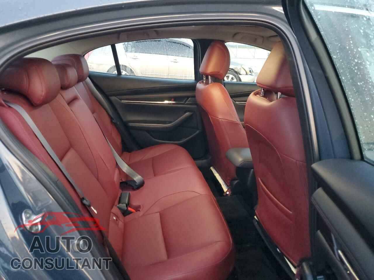 MAZDA 3 2023 - 3MZBPACM8PM383604