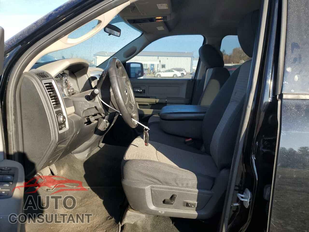 DODGE RAM 1500 2012 - 1C6RD7LT5CS188847
