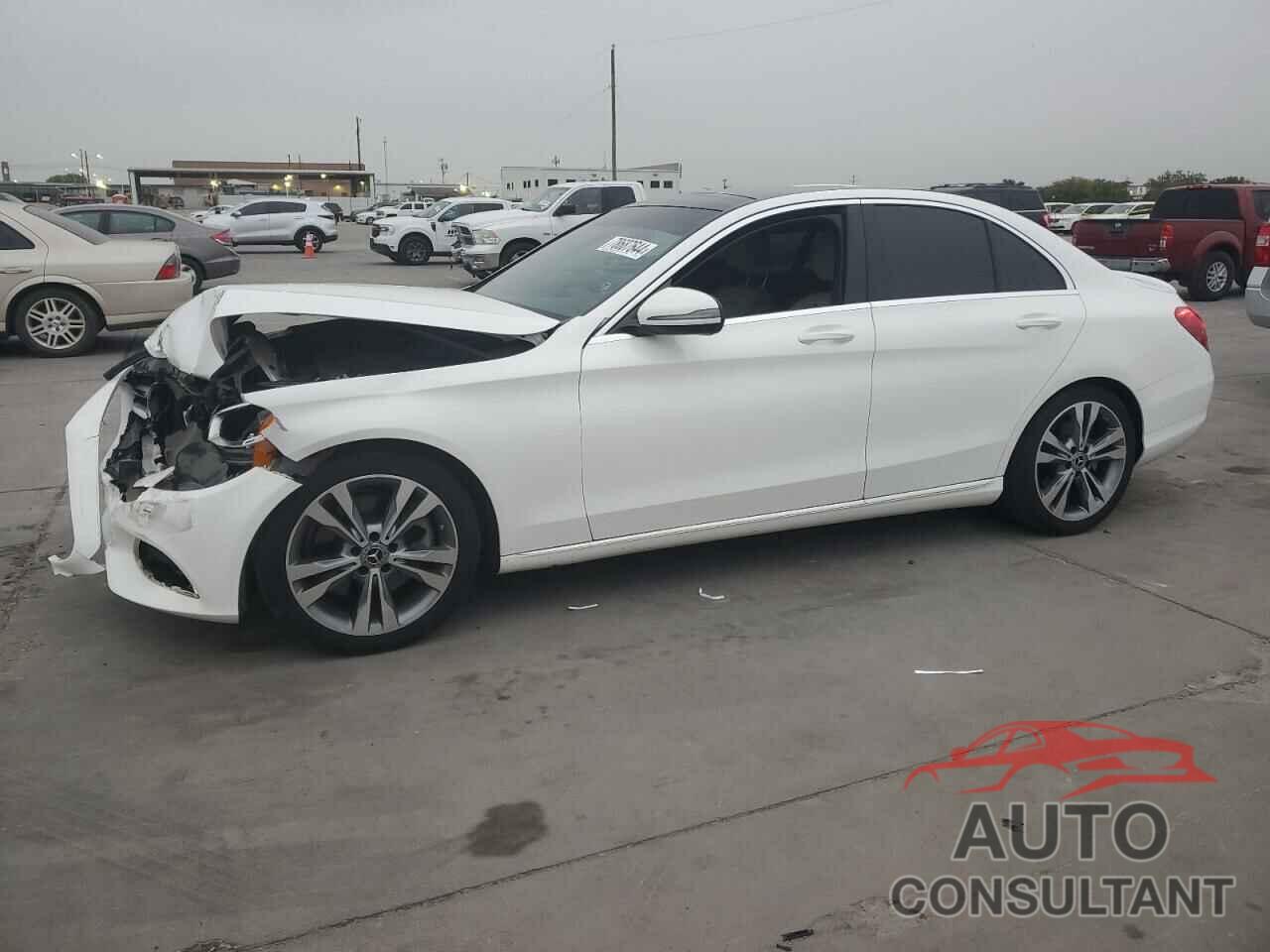 MERCEDES-BENZ C-CLASS 2018 - 55SWF4JB1JU244368