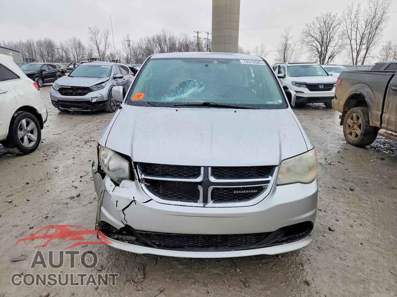 DODGE GRAND CARAVAN 2011 - 2D4RN3DG0BR617475