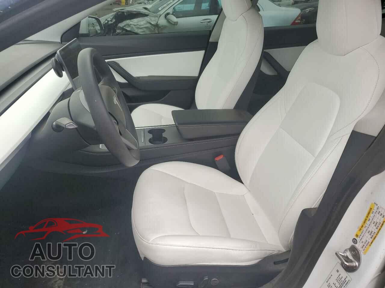 TESLA MODEL 3 2021 - 5YJ3E1EA2MF853738