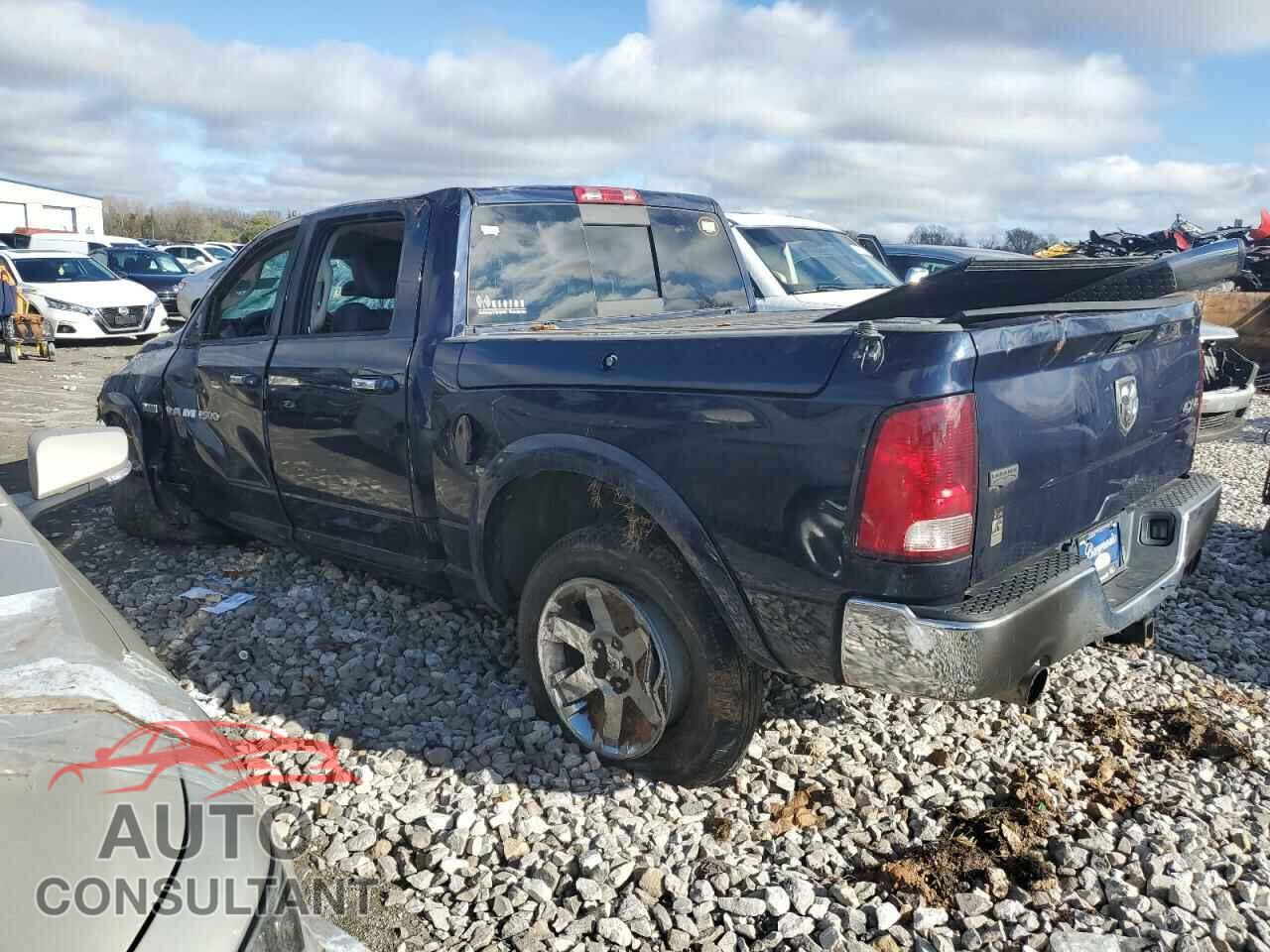 DODGE RAM 1500 2012 - 1C6RD7NT1CS304400